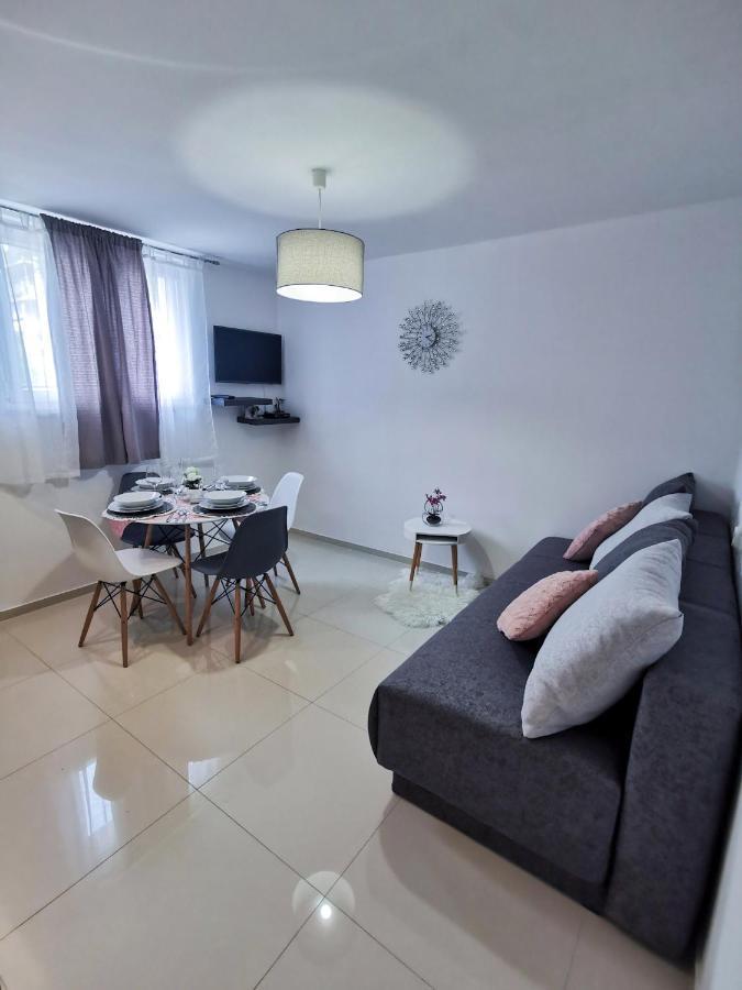 Apartment P&M Πούλα Εξωτερικό φωτογραφία